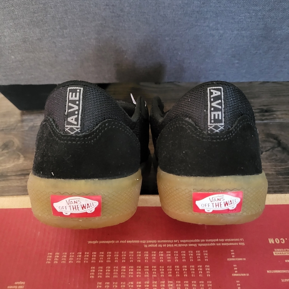 Vans Ave Pro Black Gum Bottom Men New Rare VN0A5HENB9M Skate Shoe NWT (2… - Picture 7 of 9